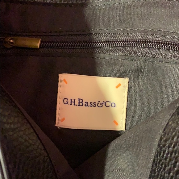 G.H.BASS & CO. Clutch - Picture 1 of 4